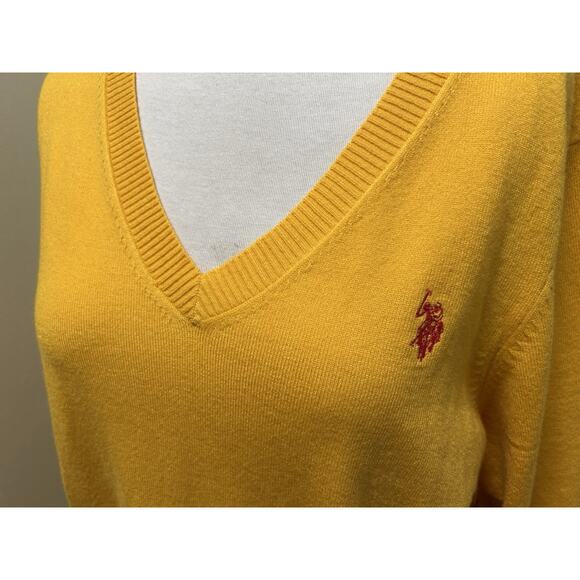NWT U.S. POLO ASSN. Classic Preppy Yellow V-Neck Pullover Sweater - Size XL - Picture 2 of 5